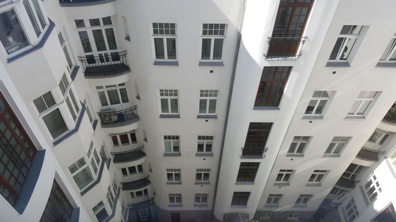 Апартаменты Apartament na Wilczej Варшава-23